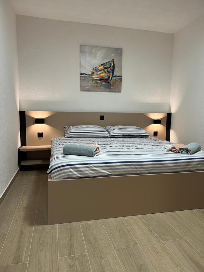 Villa Viktorija Galovac  Luaran gambar