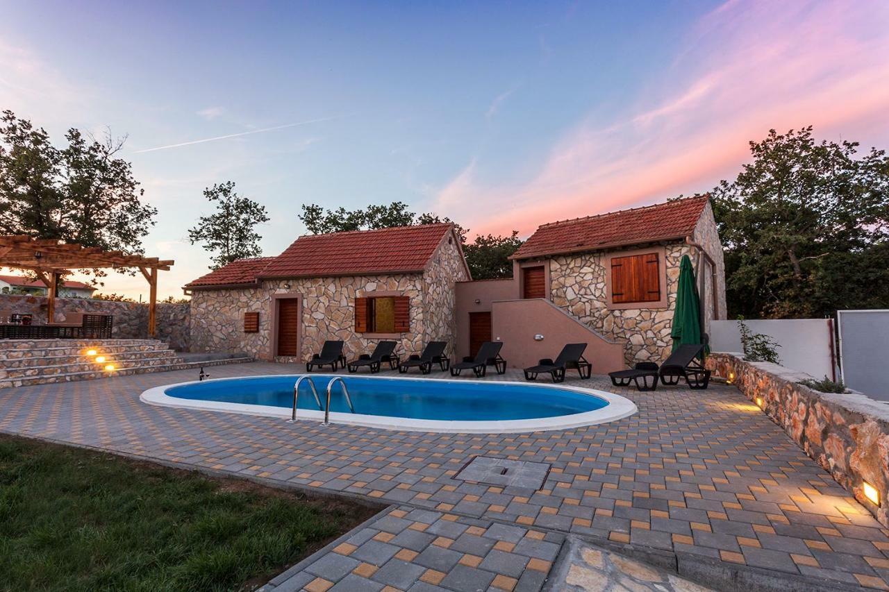 Villa Viktorija Galovac  Luaran gambar