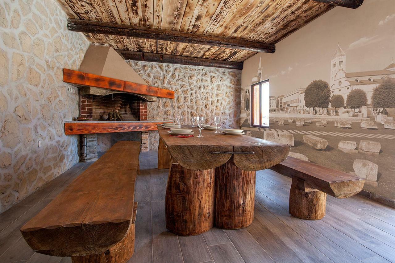 Villa Viktorija Galovac  Luaran gambar